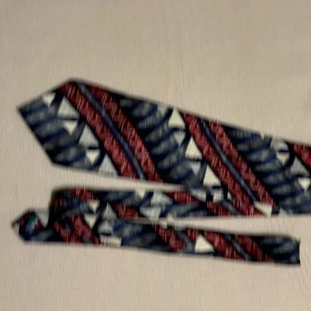 Mulberry Geometric Red‎ and Blue Tie